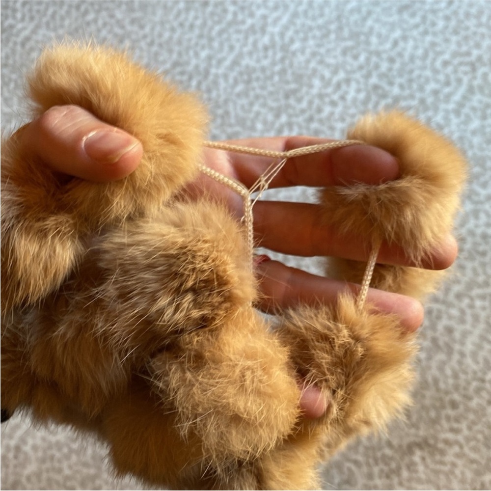 Tan Rabbit Fur Scarf - Picture 5 of 5
